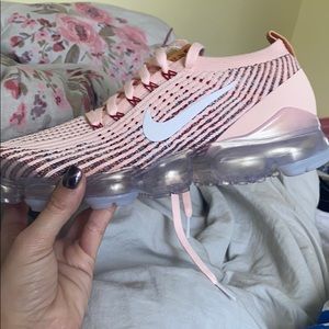 Vapormax pink